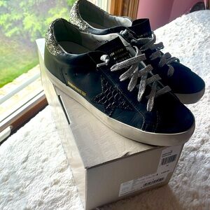 Golden Goose Super-Star Classic Black Platinum size 37